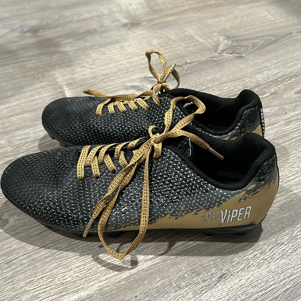 DSG Speed Viper soccer cleats